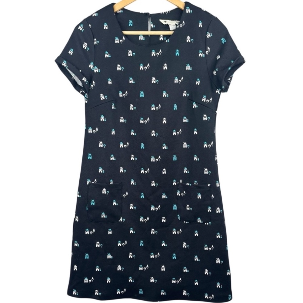 Yumi Black with White & Blue House Print Short Sleeve 2 Pocket Shift Dress 4